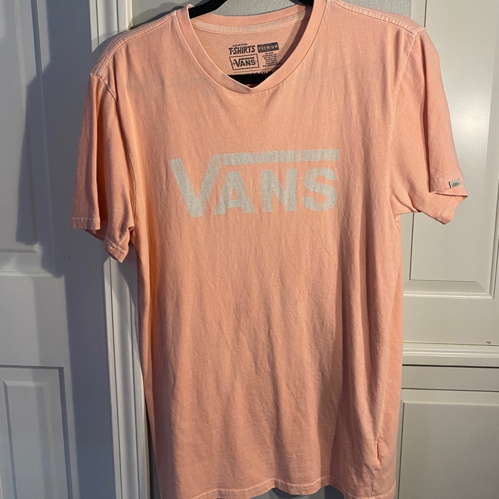 Medium Vans tshirt peach